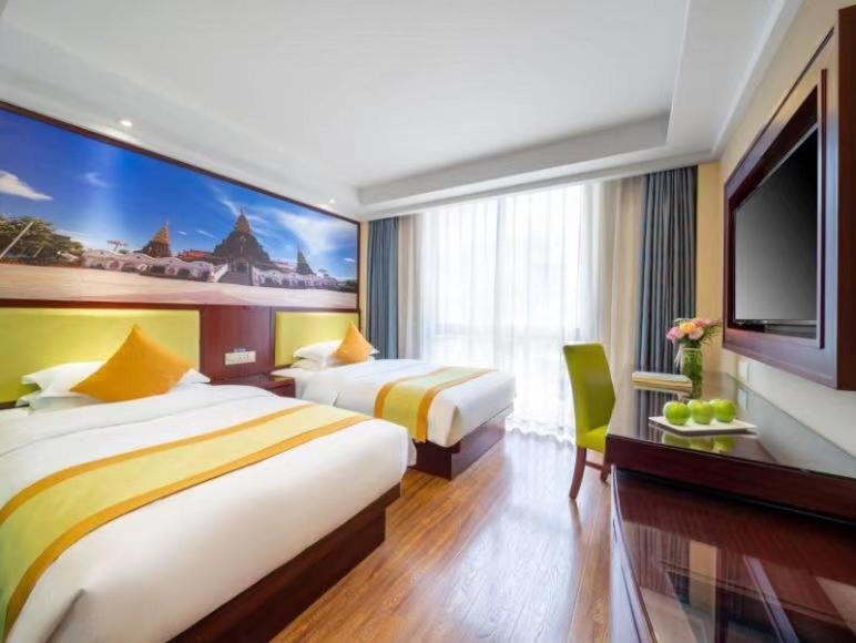 Ruide Hotel Иу Екстериор снимка