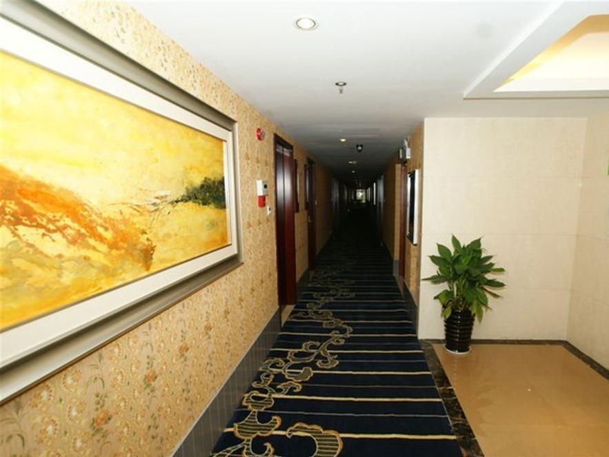 Ruide Hotel Иу Екстериор снимка