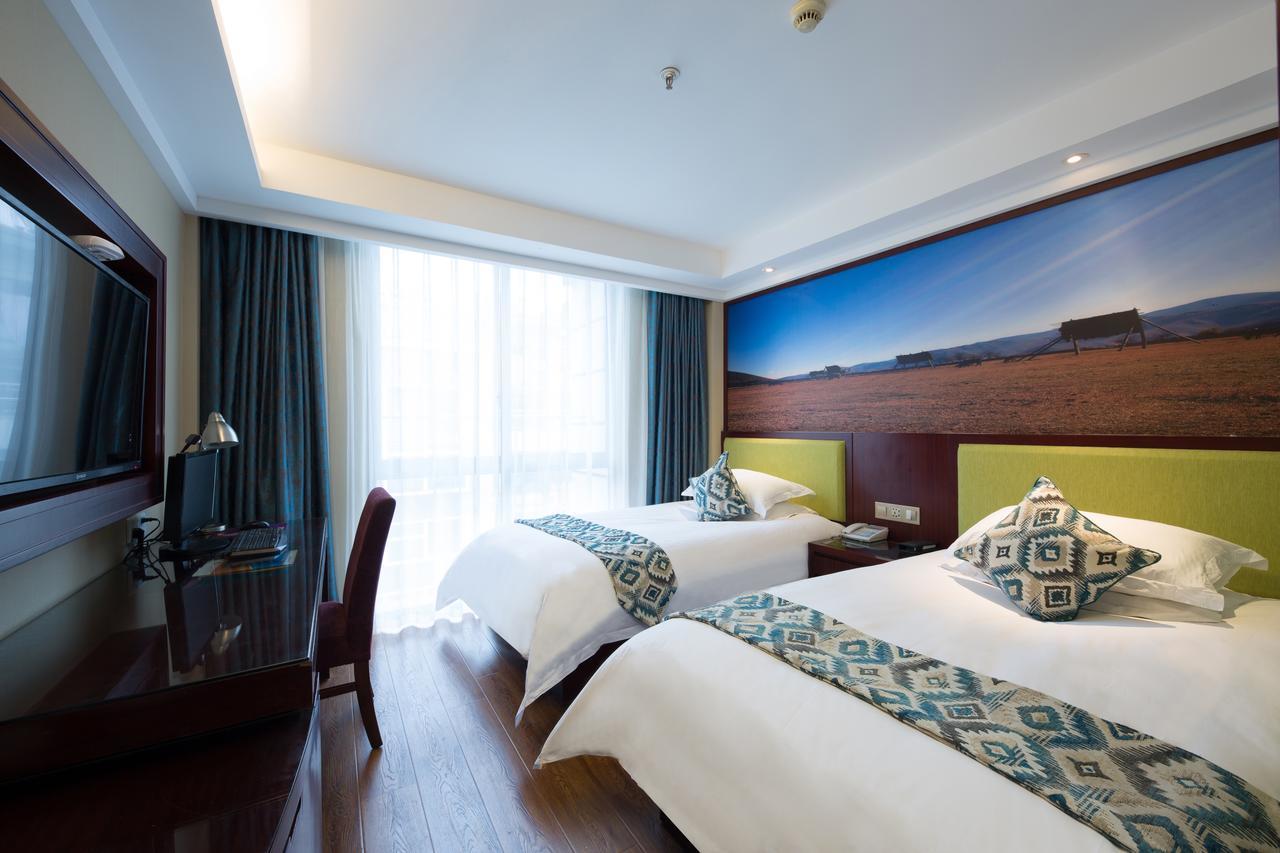 Ruide Hotel Иу Екстериор снимка