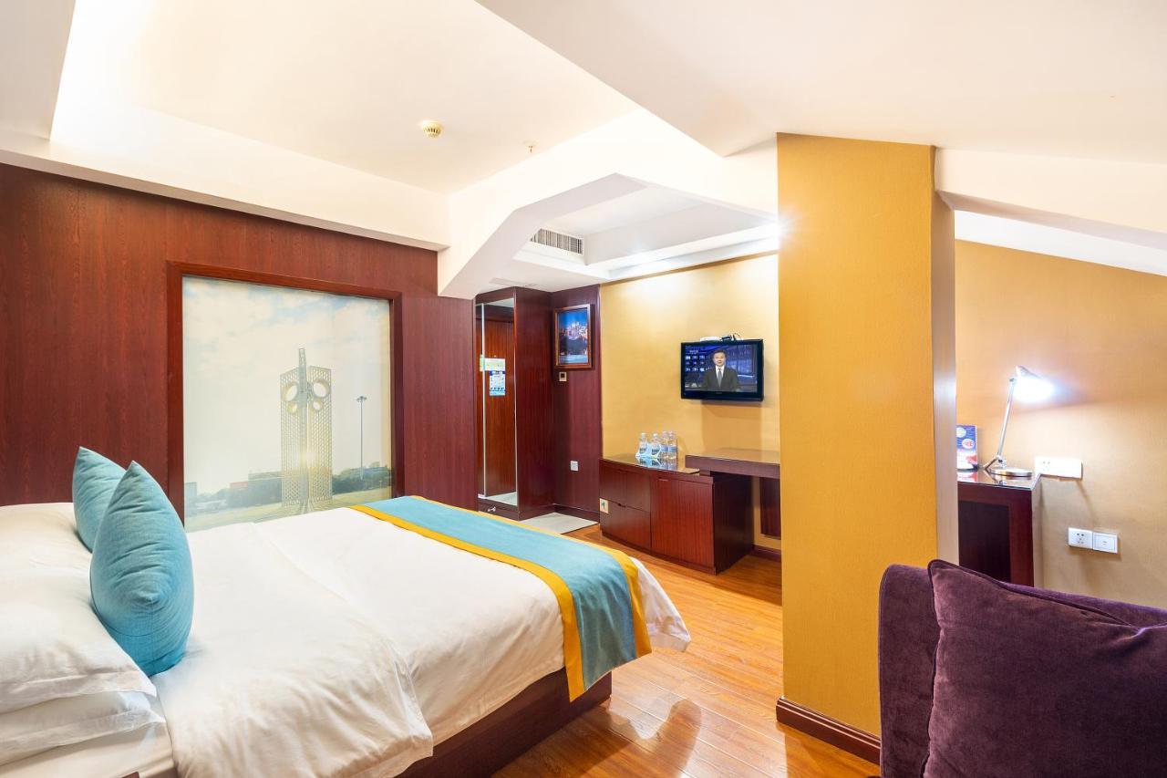 Ruide Hotel Иу Екстериор снимка